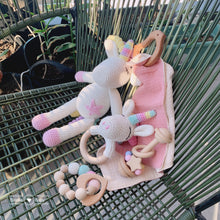 Load image into Gallery viewer, Baby gift set - Crochet Unicorn