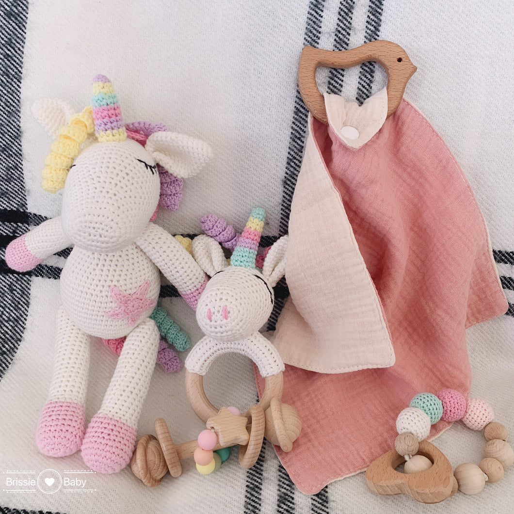 Baby gift set - Crochet Unicorn